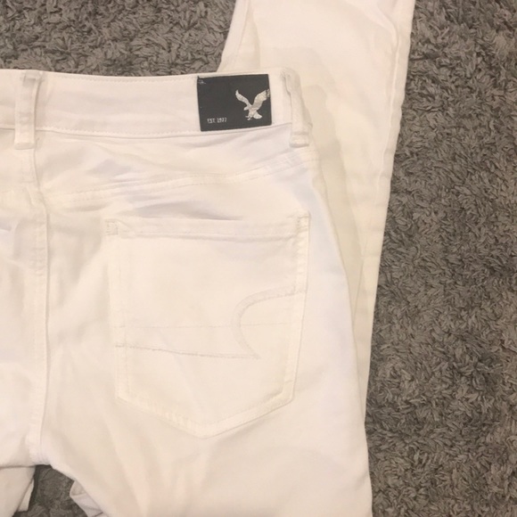 White American Eagle Skinny Jeans - Picture 4 of 4